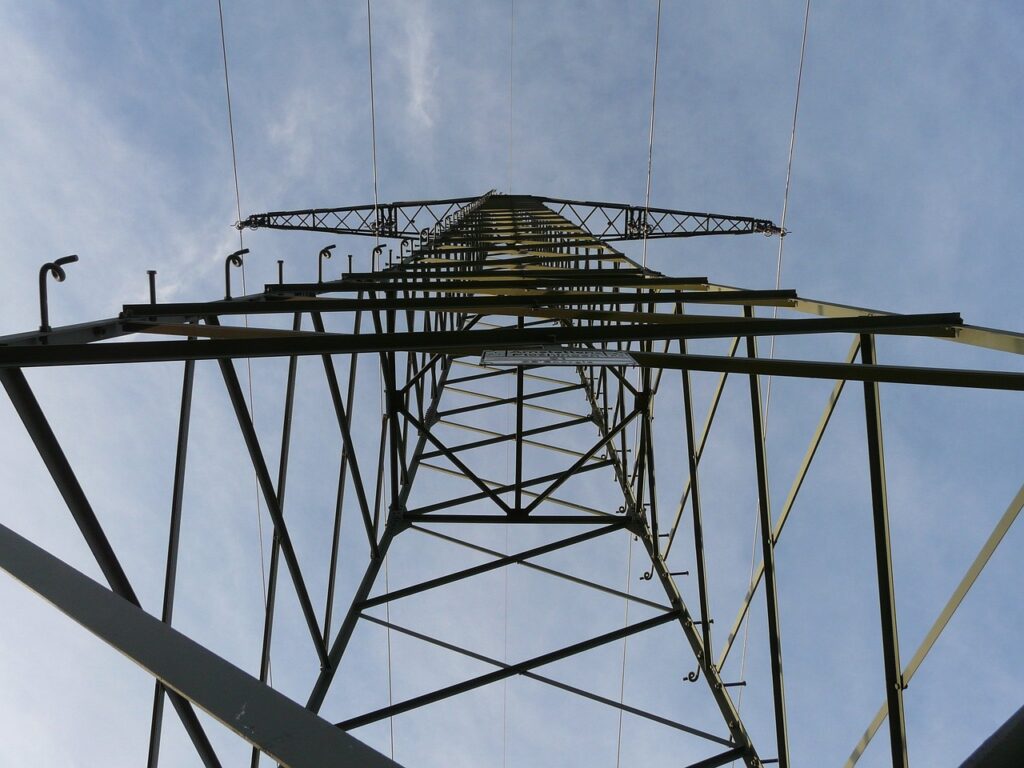 high voltage pylon, electricity, iron-3905.jpg